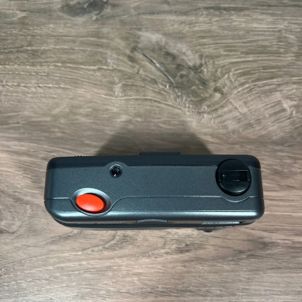 Snap Sights 35mm Film Camera Gray Waterproof Casing 100ft Manual
